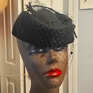 1920's Vintage Georgi's Designer Black Pillbox Hat w/Velvet Dotted Lace,